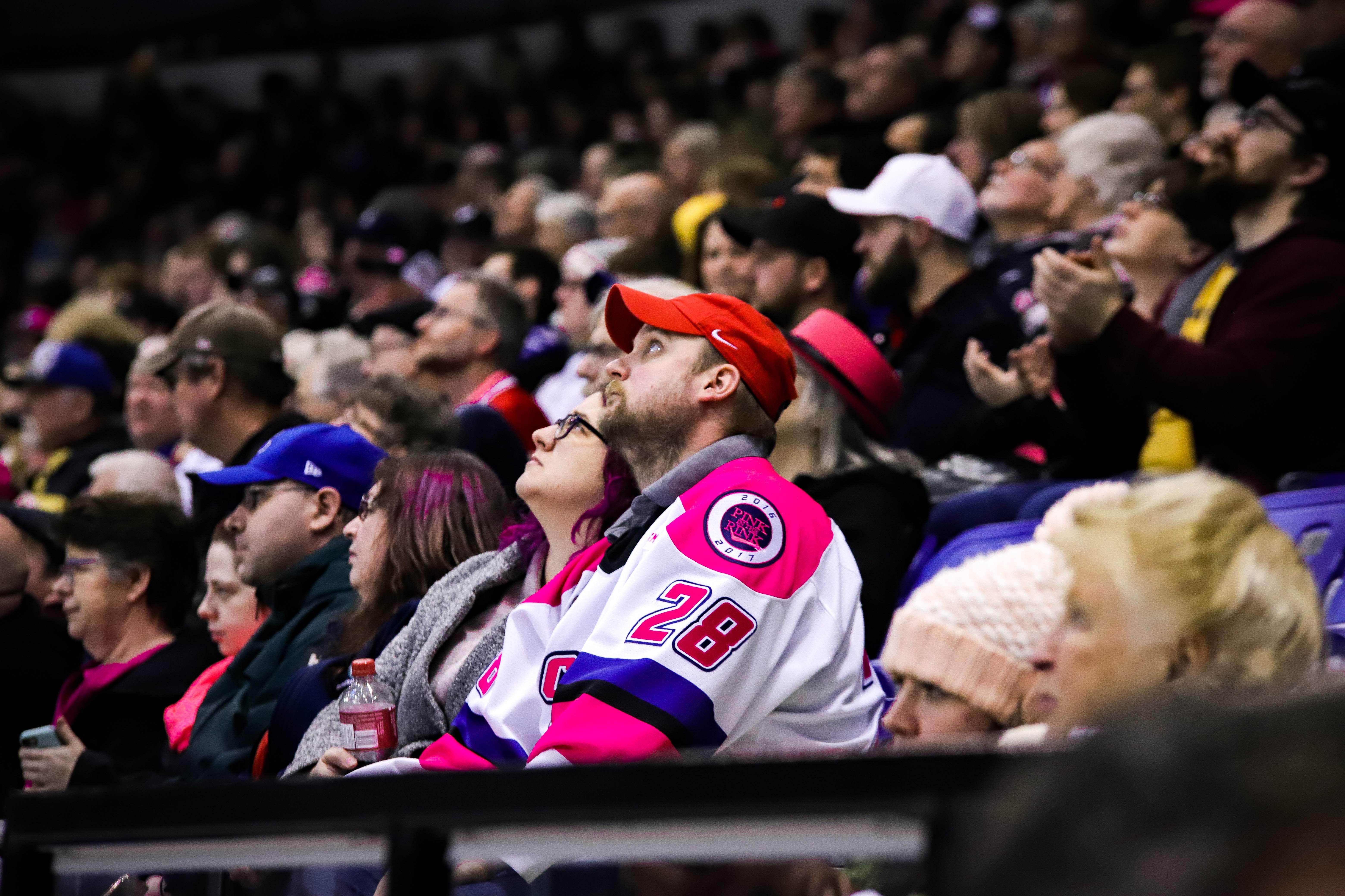 Fans wore pink in support of Cancer research.  Photo by Nathanael Laranjeiras