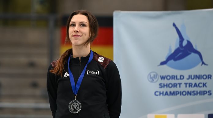 Florence Brunelle wins 1000m silver to cap off successful World Junior Championship career