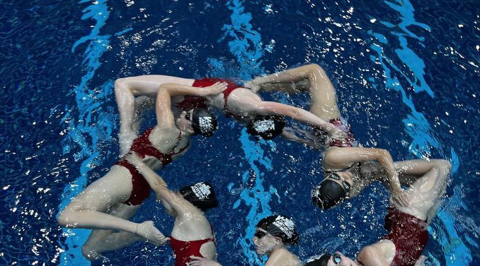VICTORIA ARTISTIC SWIMMING ATHLETES PERFORM AT YEAR-END SHOW