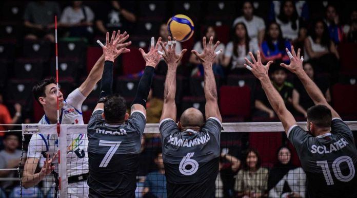 Canada forces a five-set battle with Italy