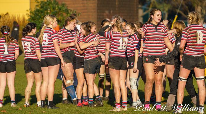 Photo Drop Of The U18 Girls Castaway Wanderers, Comox Valley Rapids Rugby Association