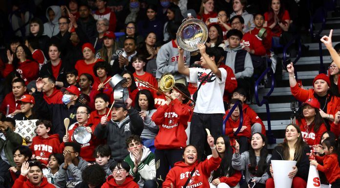Victoria’s Oak Bay Bays hold the top seed for the 32-team Junior Boys Basketball Invitational Tournament