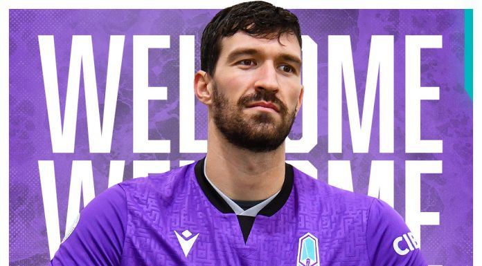 Victoria native Sean Melvin Signs 2 year Contract With PFC